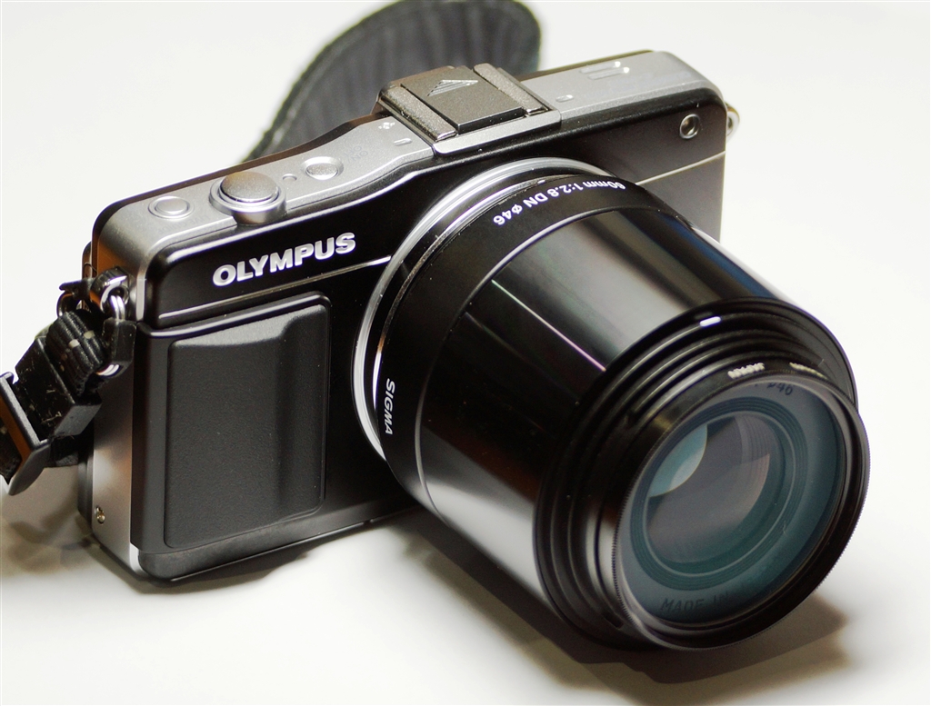 OLYMPUS - ✨小型・軽量タッチパネル✨大人気ミラーレス☆オリンパス E