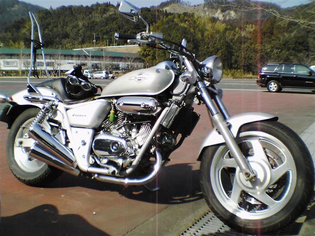 価格.com - 『マグナ』ホンダ マグナ50 AyuVRSCD2006さんのレビュー