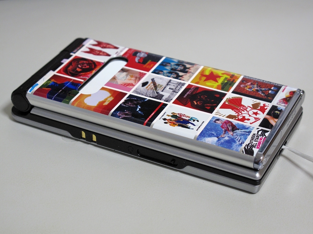 価格.com - 『サザンケータイ』SONY フルチェンケータイ re ○○さん