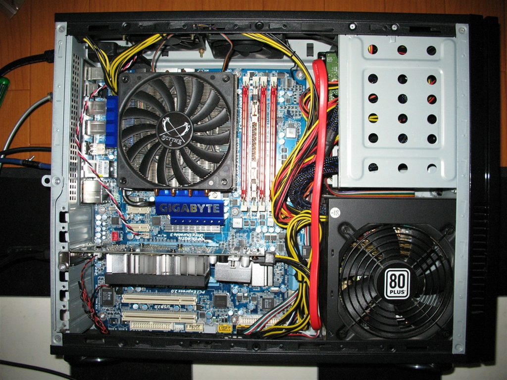 初代 iPad 2 レビュー: 進化、512MB RAM、より薄く、より高速に