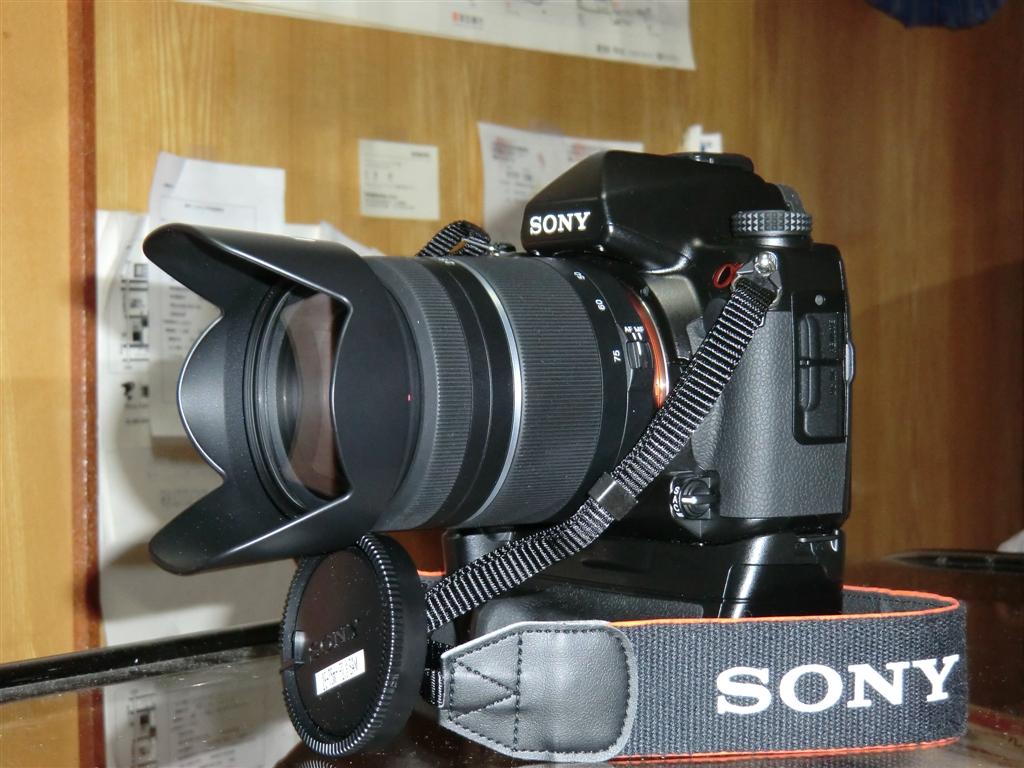 価格.com - 『α-900と28-75mm F2.8 SAM SAL2875』SONY 28-75mm F2.8