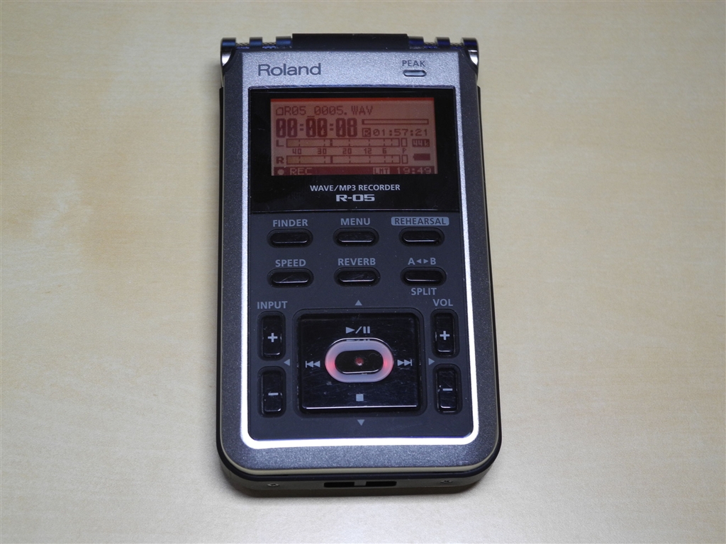 Roland R-05 ポータブルレコーダー MP3 デジタル録音機 - オーディオ機器