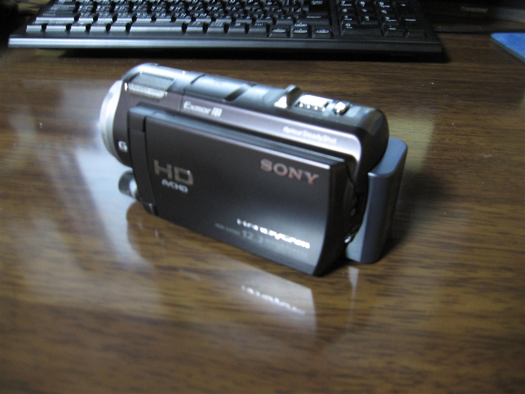 価格.com - 『付属バッテリー』SONY HDR-CX560V (T) [ボルドーブラウン] だらズなおやじさんのレビュー・評価投稿画像