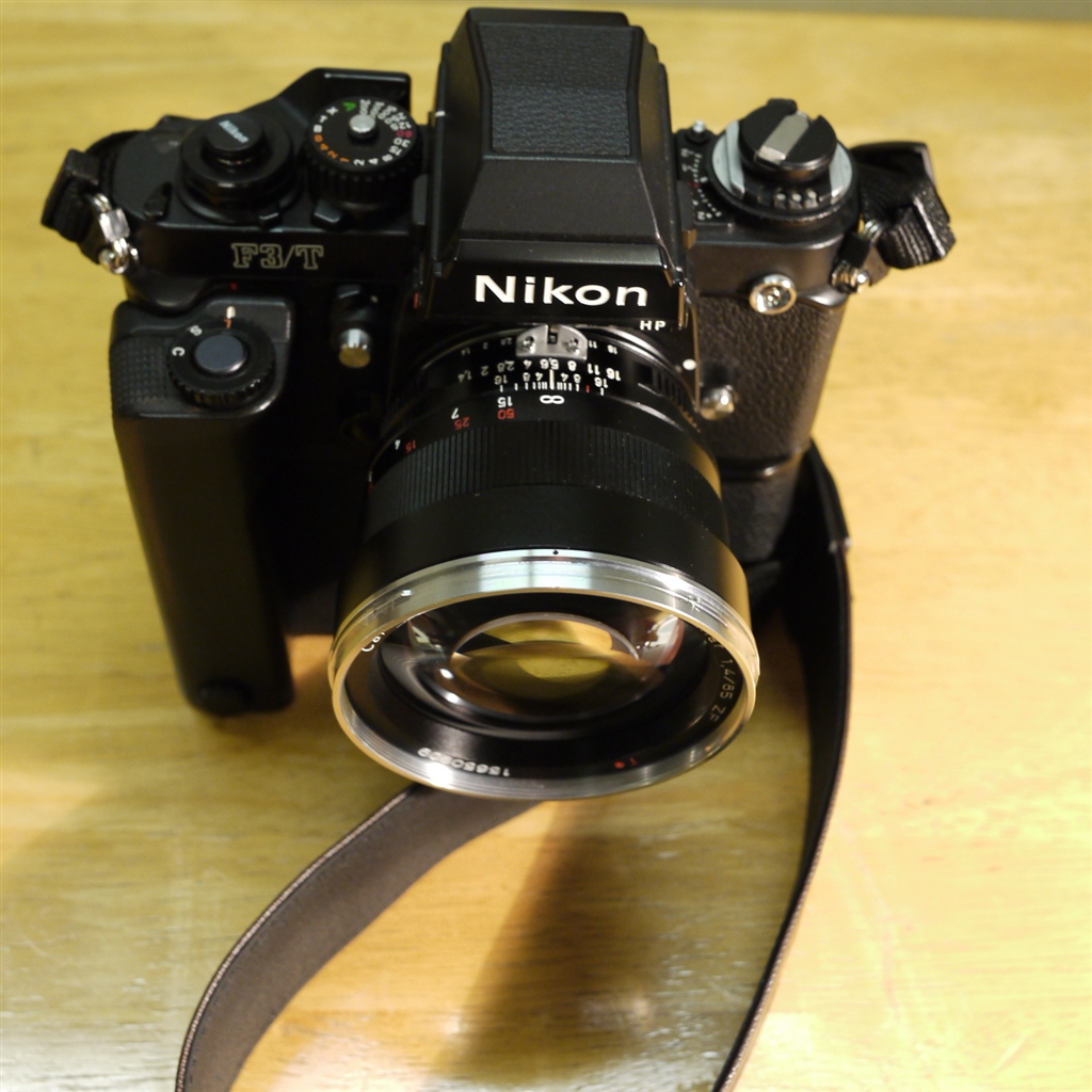 価格.com - 『フード無しだとこんな感じ。』カールツァイス Planar T 
