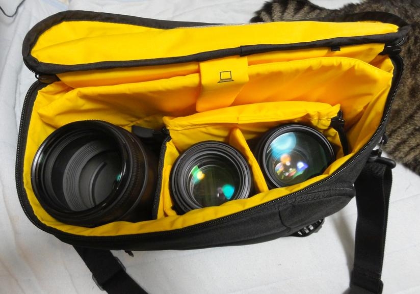 価格.com - 『縦に長いので長いレンズ3本入ります。』KATA デジタル