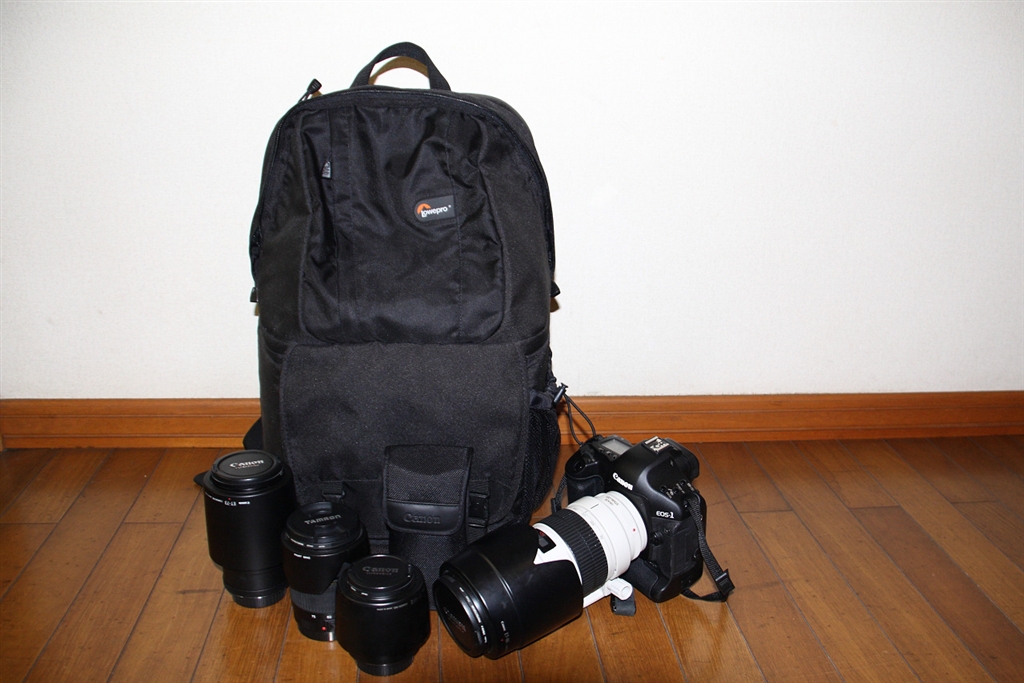 未使用✨Lowepro Fastpack 350 カメラバッグ リュック 黒 価格.com - 『下室だけでも十分な収納力です。』ロープロ ファスト