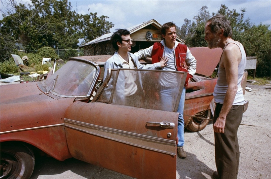 価格 Com ポンコツ車を買ったアーニー 左 友人デニス 中 と 売主 右 洋画 クリスティーン コレクターズ エディション Opl Dvd 高山巌さんのレビュー 評価投稿画像 写真 B級スリラー映画です