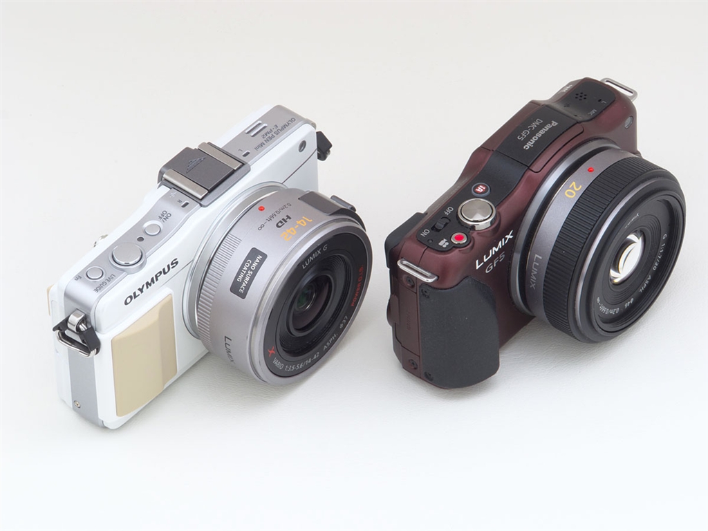 オリンパスペンミニ E-PM2 Lumix