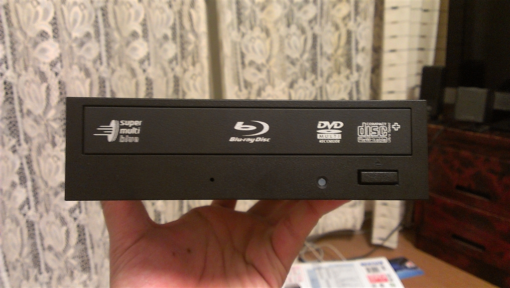 価格 Com ドライブの前面 Brxl 14fbs Bkと全く同じ Iodata Brd S14x 岡 祐さんのレビュー 評価投稿画像 写真 ヤマダ電機で9980円で手に入れました