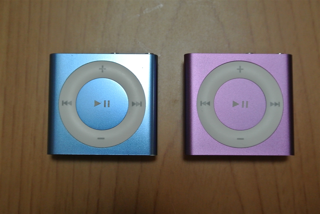 価格.com - 『ブルーが第４世代、パープルが第５世代』Apple iPod ...
