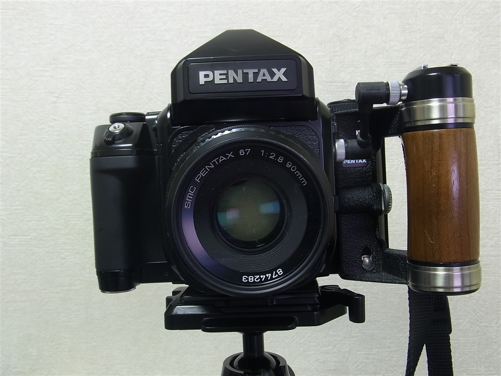 PENTAX67 右手グリップ③ バケペン 男女兼用 - カメラ