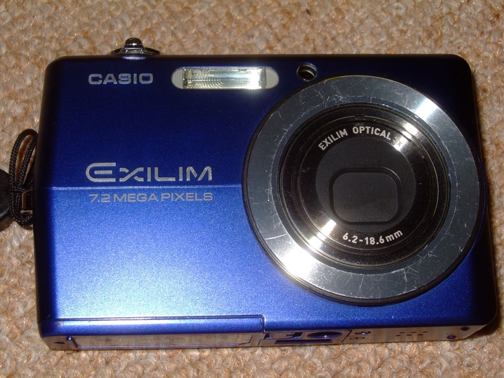 価格.com - 『青色は今でも綺麗。』カシオ EXILIM ZOOM EX-Z700 alfa5103さんのレビュー・評価投稿画像・写真