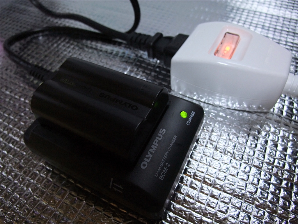 OLYMPUS μ7040 ピンク バッテリー2個付 動作良好 OLYMPUS μ7040 ピンク バッテリー2個付 動作良好 OLYMPUS μ7040 ピンク
