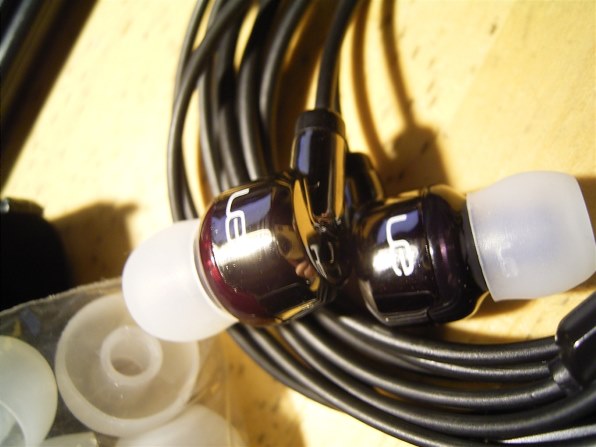 Ultimate Ears MetroFi 220 価格比較 - 価格.com