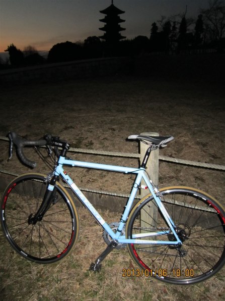 BASSO VIPER 2013年モデル [RED] 価格比較 - 価格.com