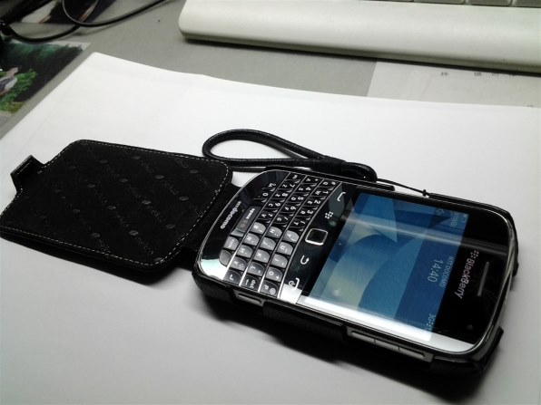 BlackBerry BlackBerry Bold 9900 docomo [Pure White]投稿画像・動画
