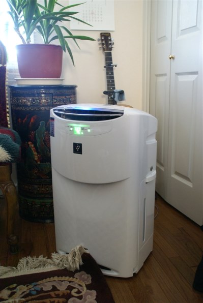 シャープ　KI-AX80-W 加湿空気清浄機　2011年製 家電製品ミニレビュー - シャープ「プラズマクラスター加湿空気