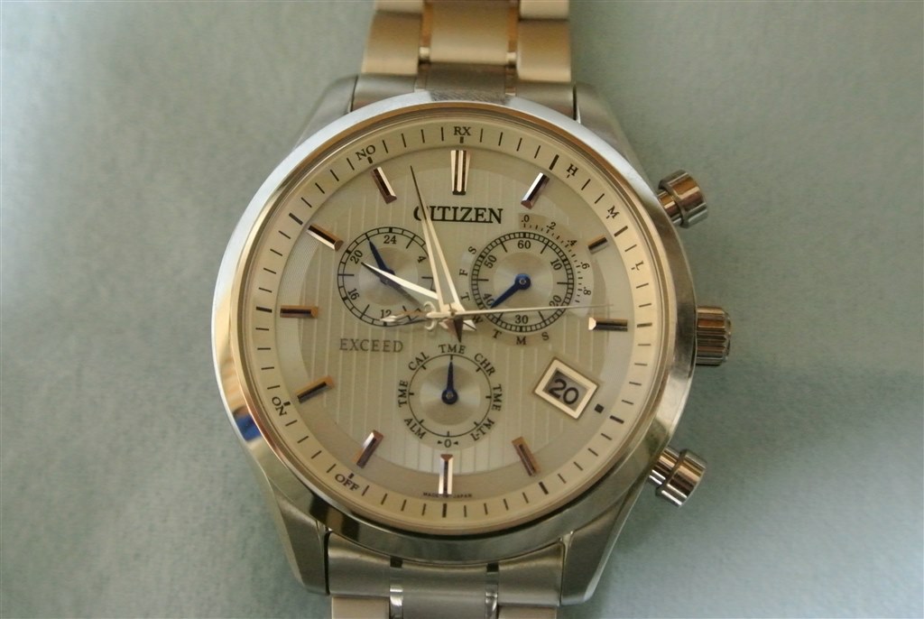 購入しました』 シチズン エクシード エコ・ドライブ電波時計 AT3030