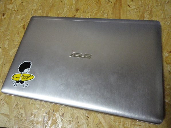 ASUS ASUS VivoBook X202E X202E-CT3217G [シャンパンゴールド]投稿