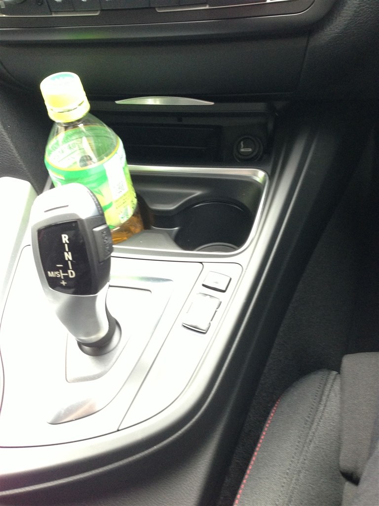 ５シリーズ F11 と比較しても捨て難い魅力のあるクルマ Bmw 3シリーズ セダン 12年モデル ぽんた 風の吹くままさんのレビュー評価 評判 価格 Com