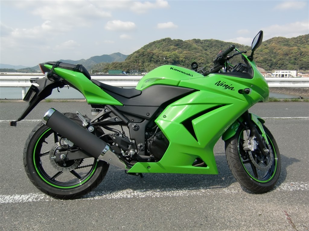 60歳過ぎのリターンライダーですが』 カワサキ ニンジャ 250R white-tiigerさんのレビュー評価・評判 - 価格.com