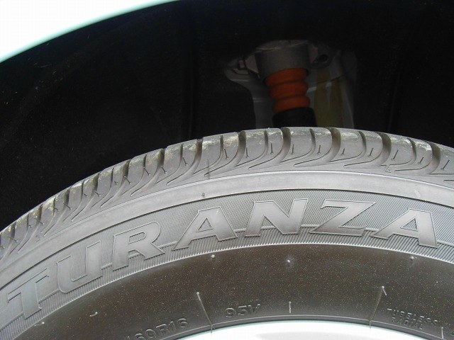 高いグリップ性能と高い静粛性を両立。』 ブリヂストン [1本] TURANZA