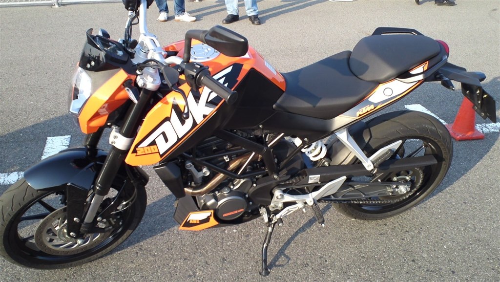 200duke乗ってきました』 KTM 200 デューク はらへったにょーさんのレビュー評価・評判 - 価格.com