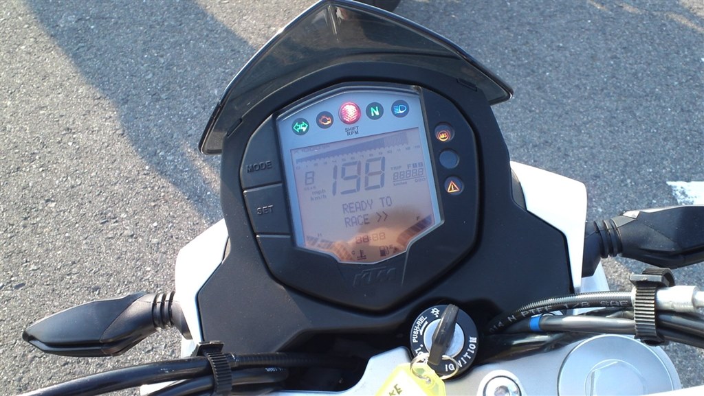 200duke乗ってきました』 KTM 200 デューク はらへったにょーさんの