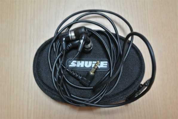 Apple iPod shuffle MKMJ2J/A [2GB スペースグレイ]投稿画像