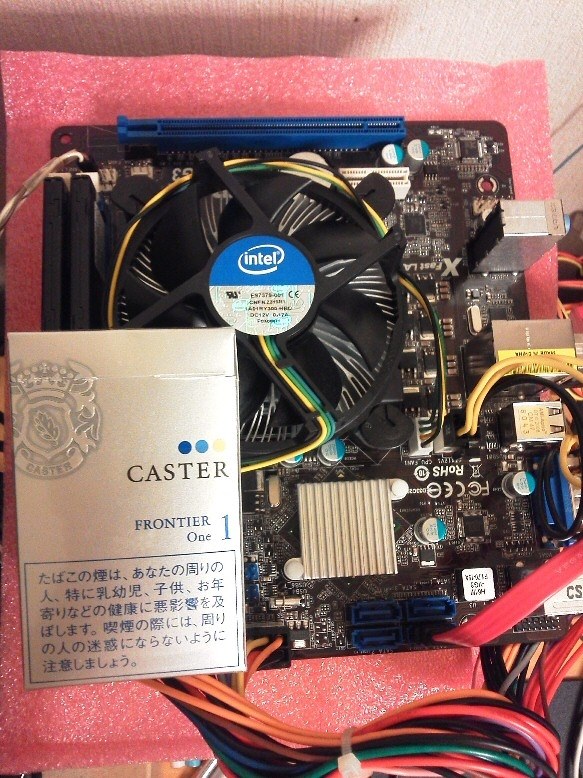 ASRock H61M-VG3 Motherboard (Socket 1155, Intel H61, DDR3, S-ATA