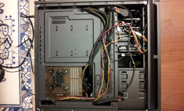 9ヶ月間で幾度の構成変更、OS再インストール問題なし』 ASRock Z77