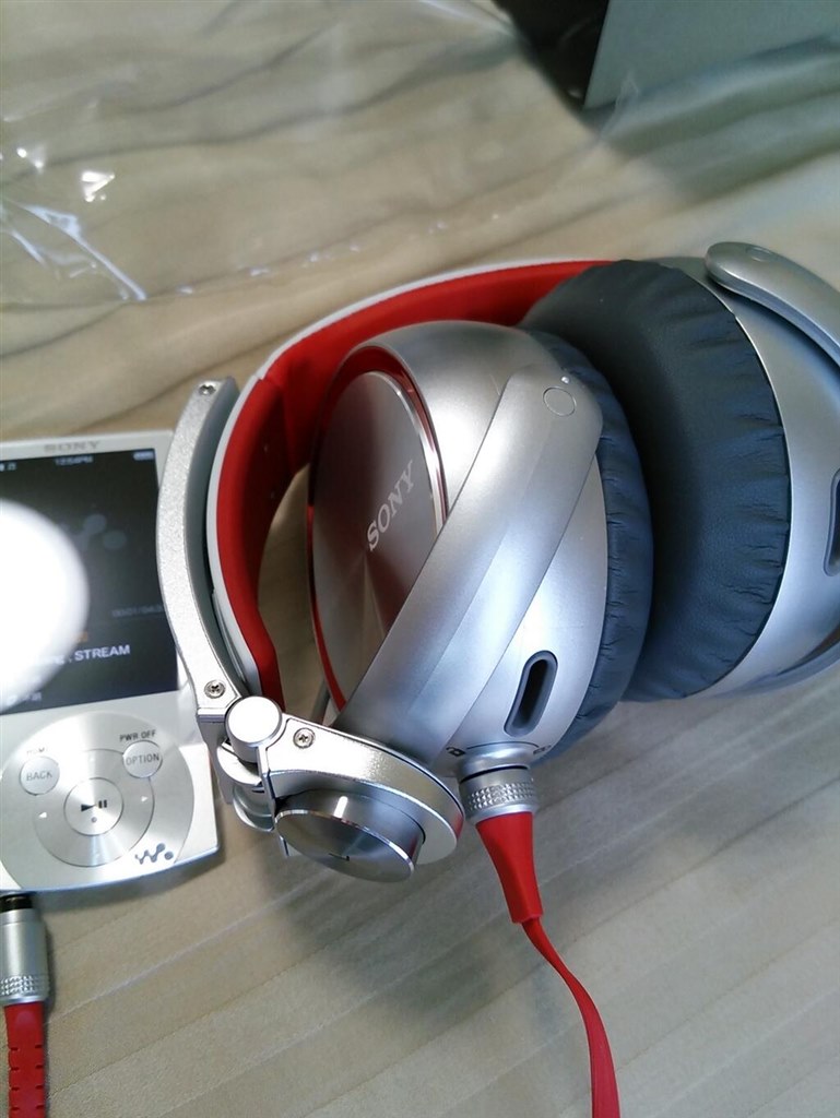 MDR-XB920 レビュー』 SONY MDR-XB920 (R) [レッド] ShiraBlog