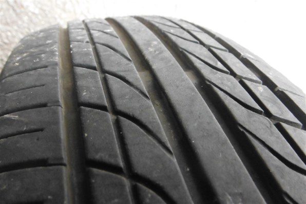 ヌー YOKOHAMA 225/40R18 88W DNA ECOS YOKOHAMA DNA ECOS 225/40R18 88W投稿画像・動画 - 価格.com
