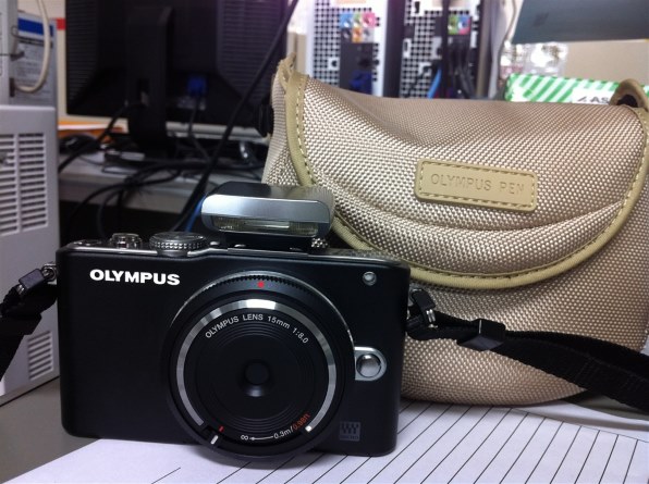 OLYMPUS 一眼カメラケース ベージュ CS-14SF Amazon | OLYMPUS 一眼カメラケース ベージュ CS-14SF | OLYMPUS
