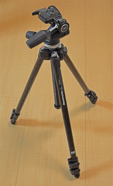 マンフロット Manfrotto 294カーボン MK294C3-A0RC2 マンフロット 294カーボン三脚3段+RC2付き3ウェイ雲台キット