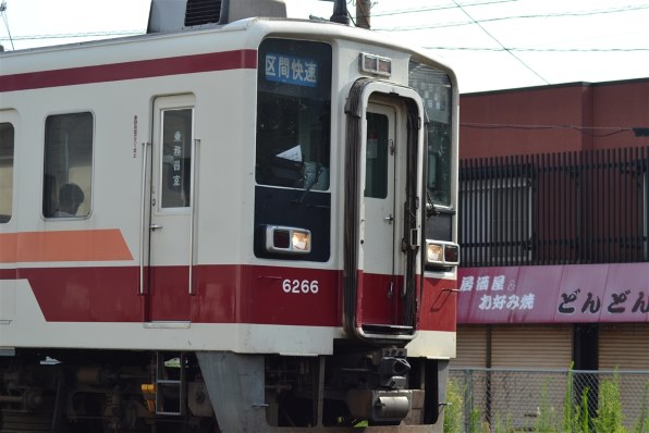 【美品 新品級ショット数】軽量ボディで旅行にぴったり♪Nikon D3100 美品 新品級ショット数】軽量ボディで旅行にぴったり♪Nikon D3100 ニコン