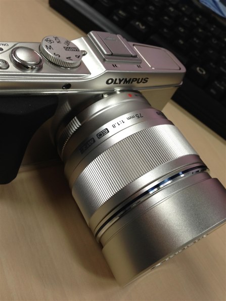 オリンパス PEN E-P3 ツインレンズキット ブラック Amazon | OLYMPUS ミラーレス一眼 PEN E-P3 ツインレンズキット