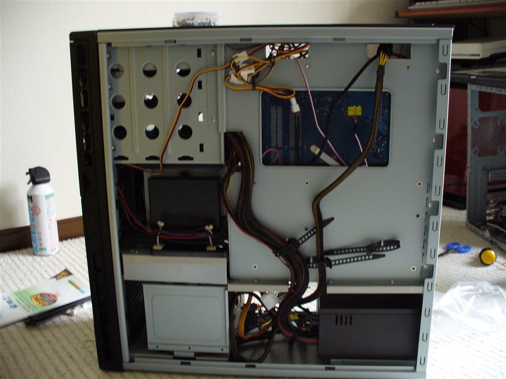ASCII.jp：AntecのPCケース「P183」の完成度に心酔！ (1/3)
