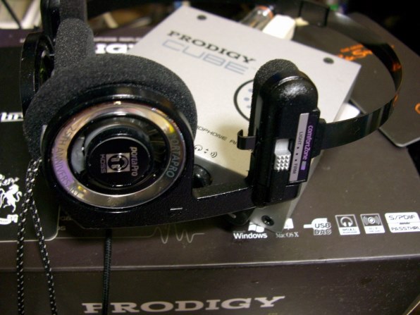 KOSS PORTA PRO 25th ANNIVERSARY 価格比較 - 価格.com
