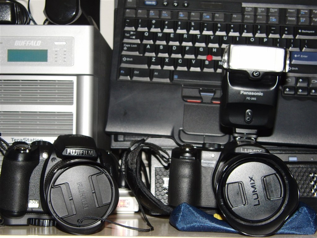 ハイスピード最高！』 カシオ HIGH SPEED EXILIM EX-FH25 schizoidman