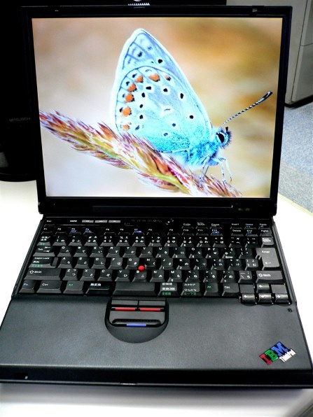 IBM ThinkPad T23 Type2647 (ほぼ新品)