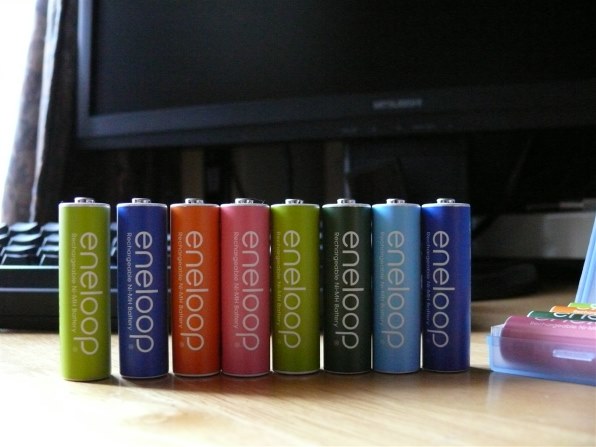 SANYO eneloop ニッケル水素電池 黒　サンヨー　ハイブリッド SANYO eneloop ニッケル水素電池 黒 サンヨー ハイブリッド