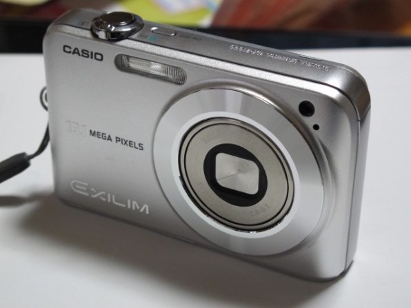 直輸入正規品 【美品】CASIO EXILIM ZOOM EX-Z1050SR コンデジ