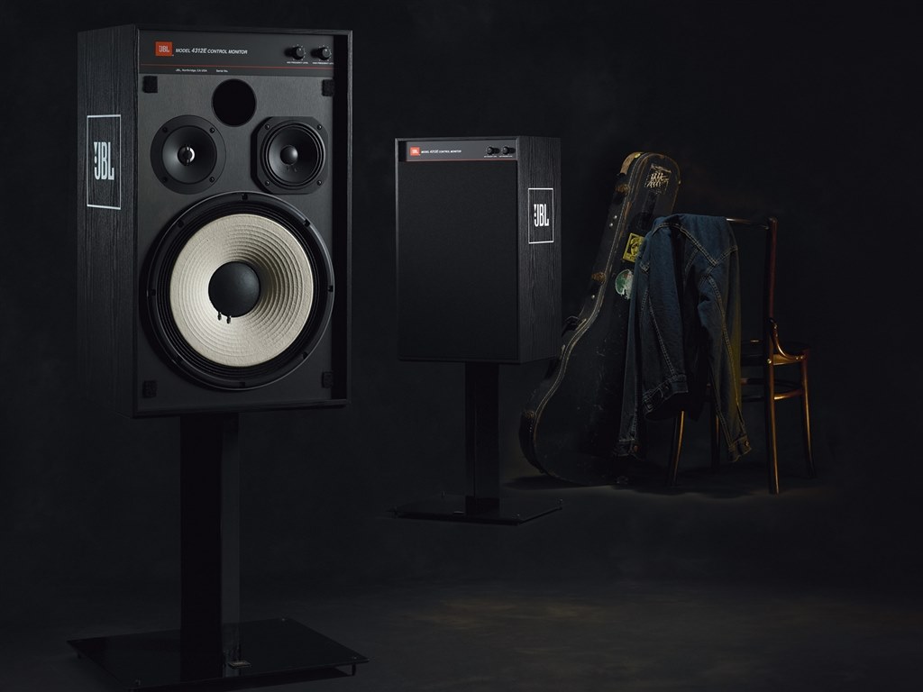 ホワイトコーン』ウーファーから送り出される躍動感に富んだ音』 JBL 4312E [単品] 黛 健司さんのレビュー評価・評判 - 価格.com