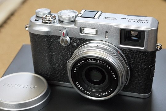 銀塩「風」デジカメ』 富士フイルム FinePix X100 タナカサトシさんのレビュー評価・評判 - 価格.com