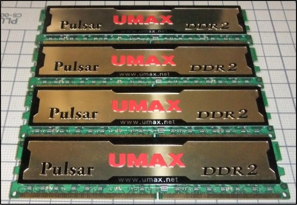 UMAX Pulsar デスクトップ用 DDR2 メモリー 4GB (2GB 2枚組) DDR2-800 Dual Set 240pin DCDDR2-4GB-800 11600150.jpg