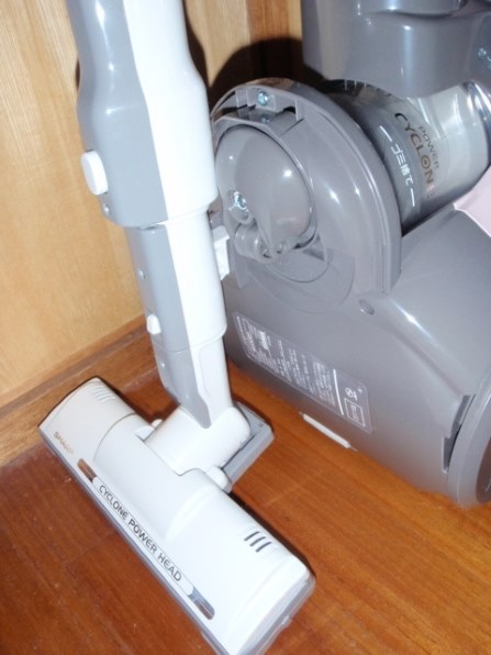 サイクロン掃除機 SHARP EC-CP11 サイクロン掃除機 SHARP EC-CP11 - メルカリ