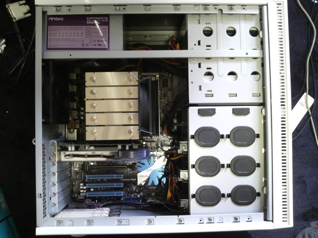 H97proマザー、i7-4790 CPU、ANTEC SOLOケース ANTEC SOLO (ANTEC) 価格比較 - 価格.com