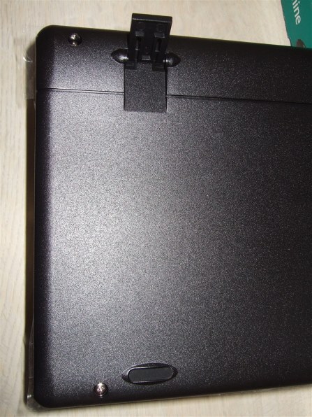 ロジクール Ultra-Flat Keyboard iK-40DS (ダークシャイン) レビュー