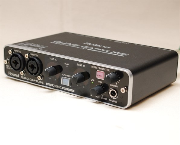 Roland QUAD-CAPTURE オーディオインターフェース UA-55 Roland - QUAD-CAPTURE | USB 2.0 Audio Interface
